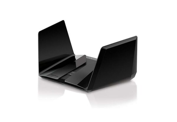 Nighthawk® 12-Stream Tri-Band WiFi 6 Router (up to 10.8Gbps) with NETGEAR Armor™, Circle® Smart Parental Controls, MU-MIMO, USB 3.0 ports